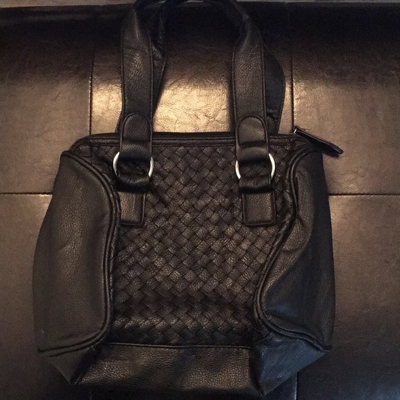 Black Purse - Picture 2 of 6
